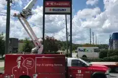 Sign_repair-pic02