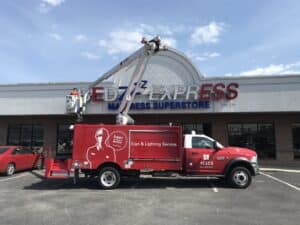 sign repair and maintenance